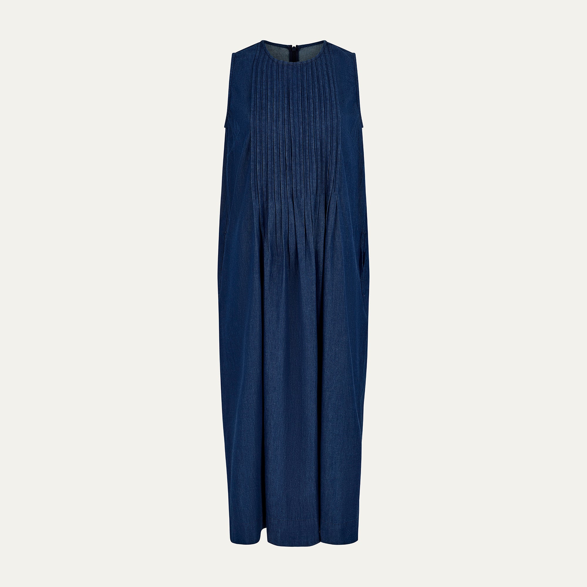 The Lightweight Denim Sleeveless Pintuck
