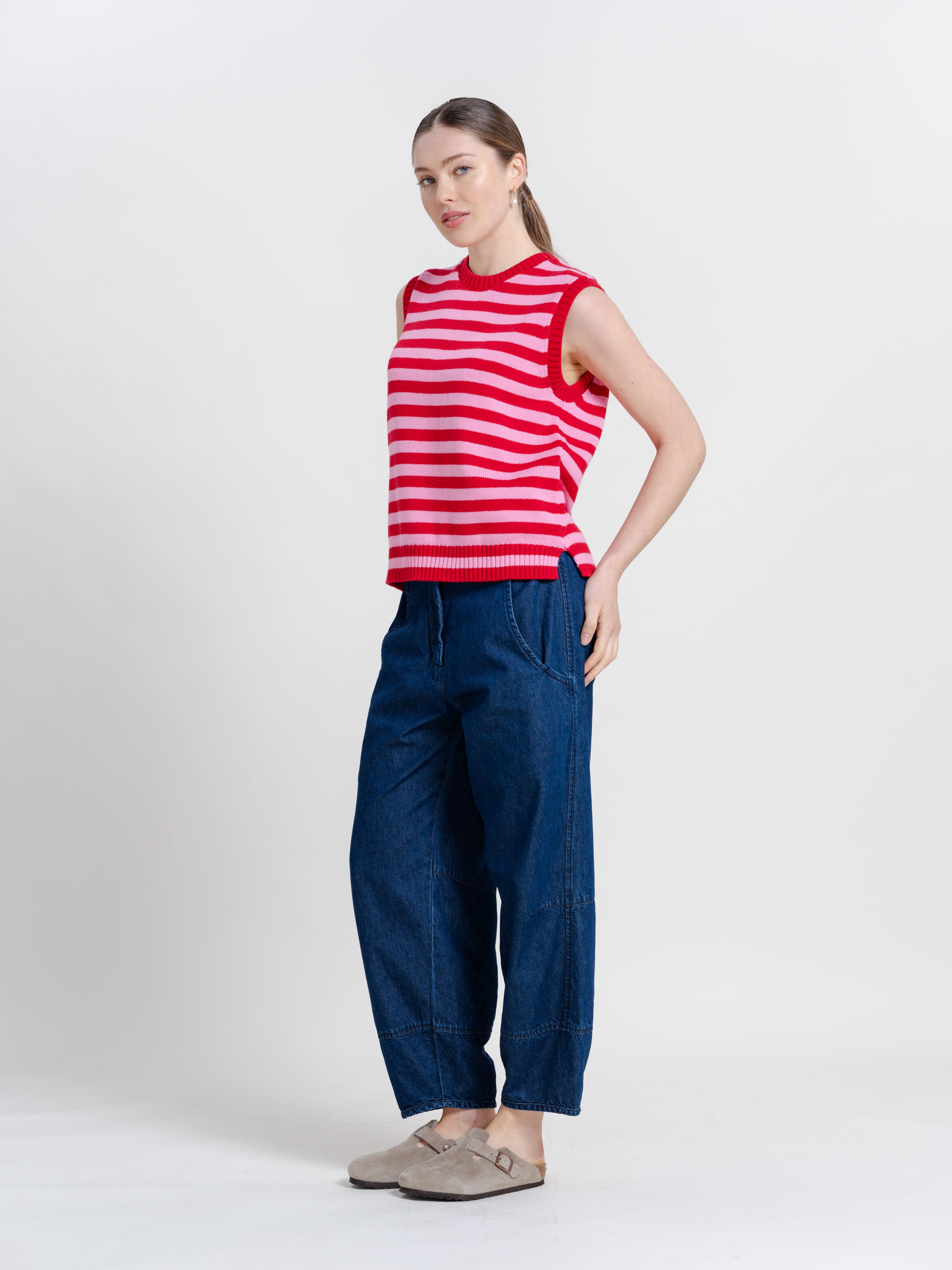 The Short Knitted Vest