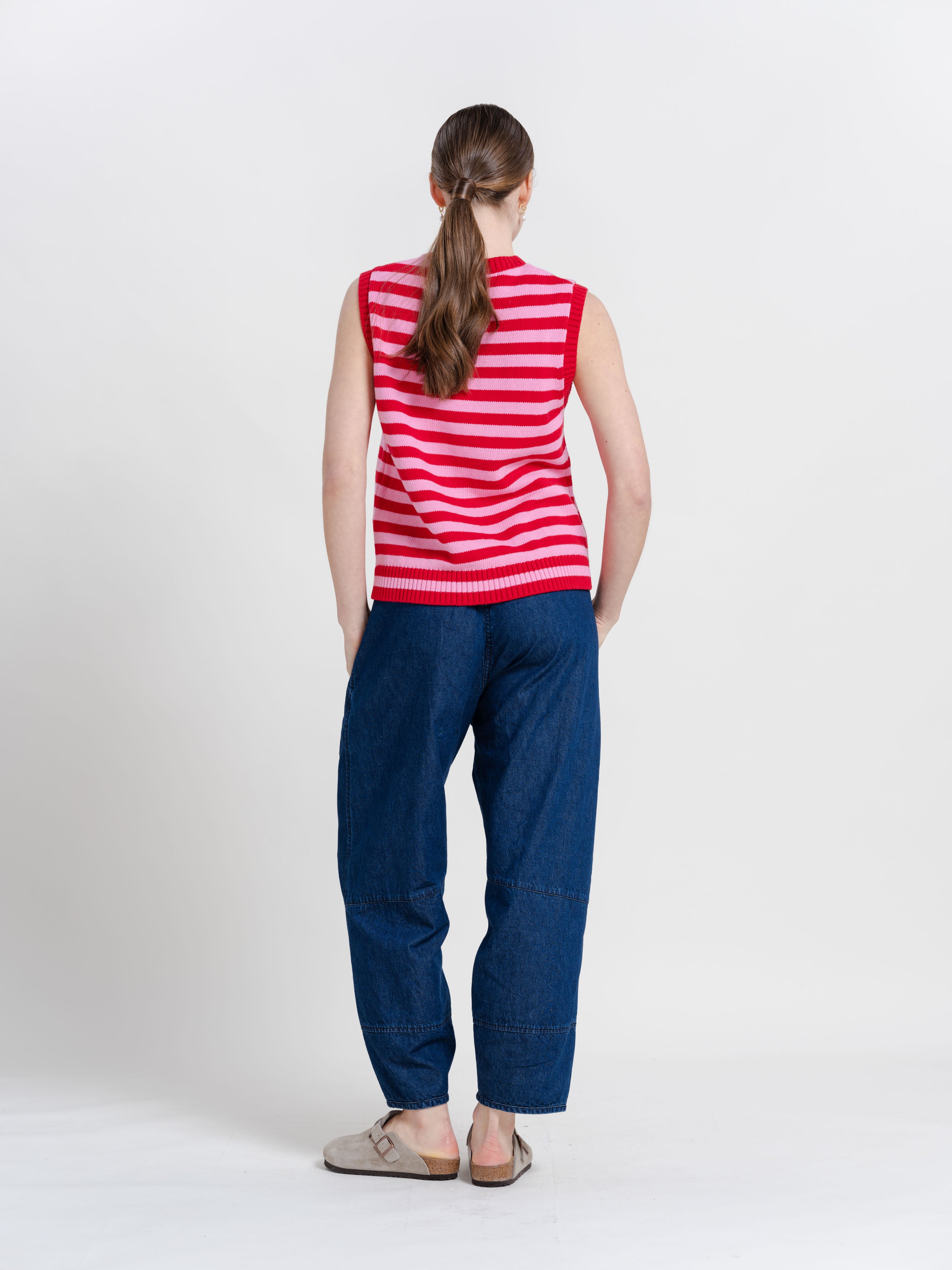 The Short Knitted Vest