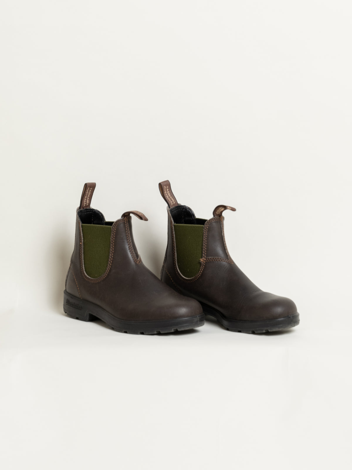 #colour_Stout Brown/Olive - Leather