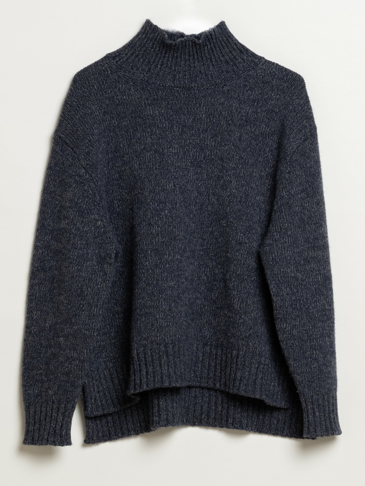 #colour_Charcoal Fleck - Wool