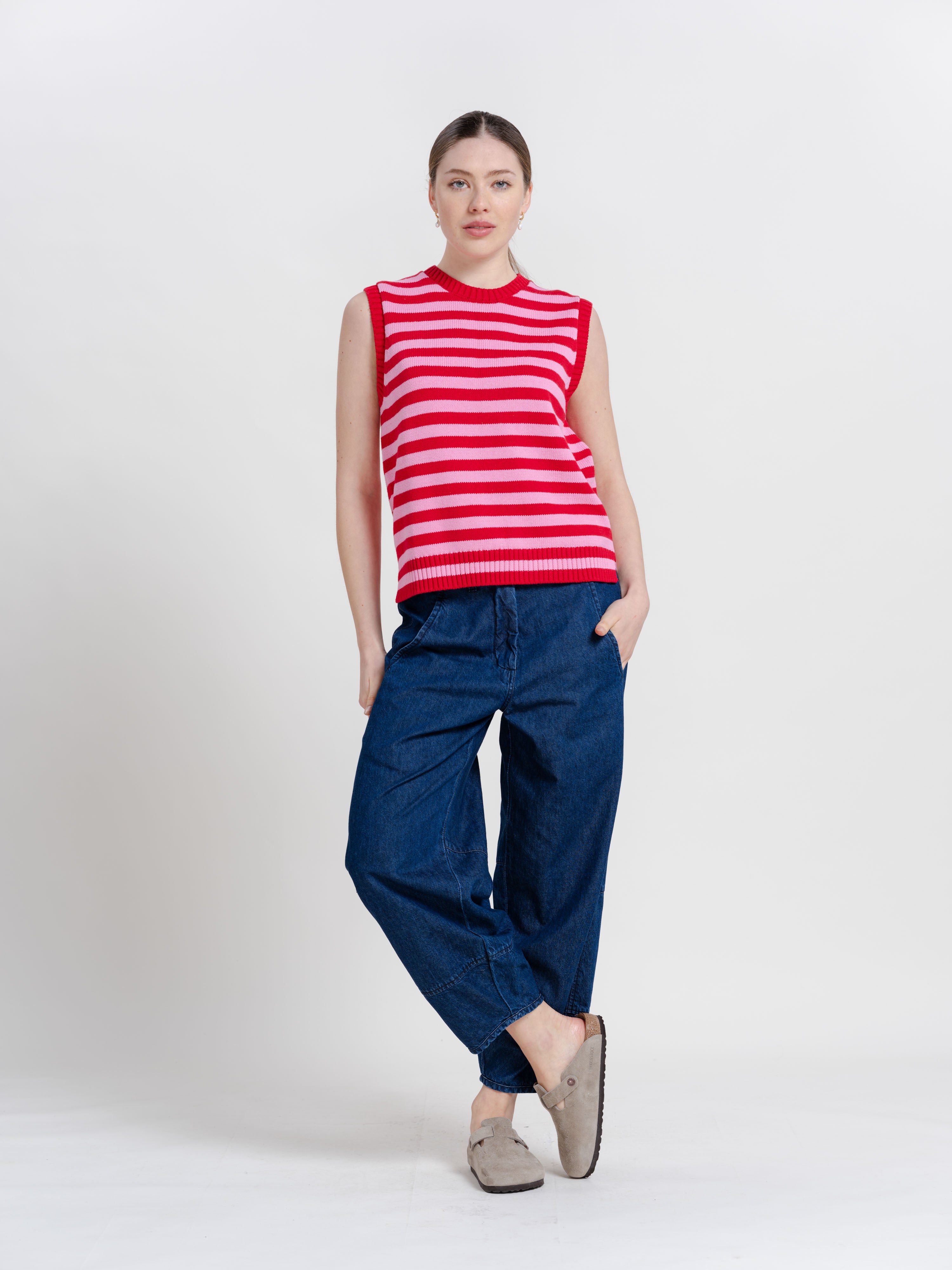 The Short Knitted Vest