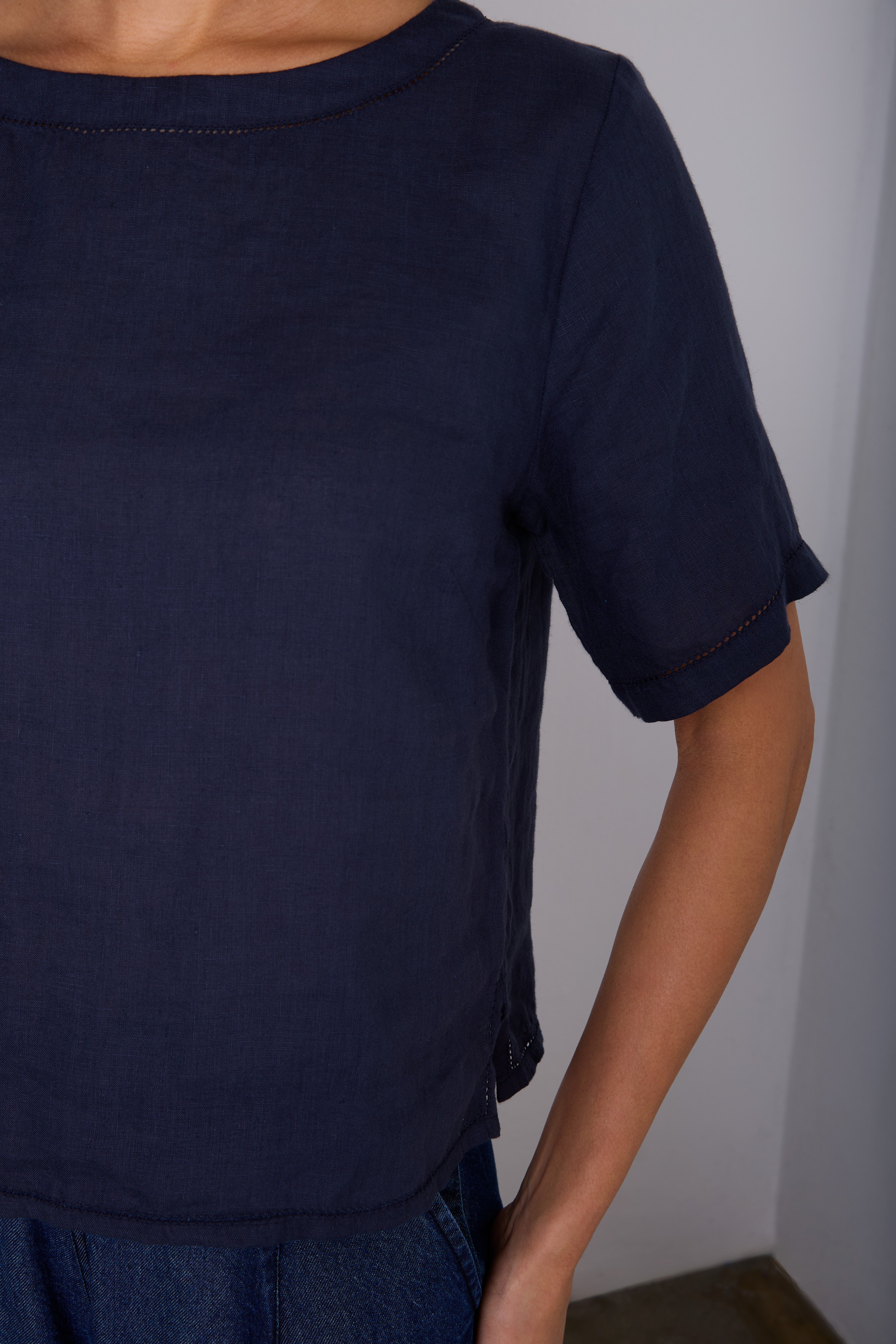 The Linen T-Shirt