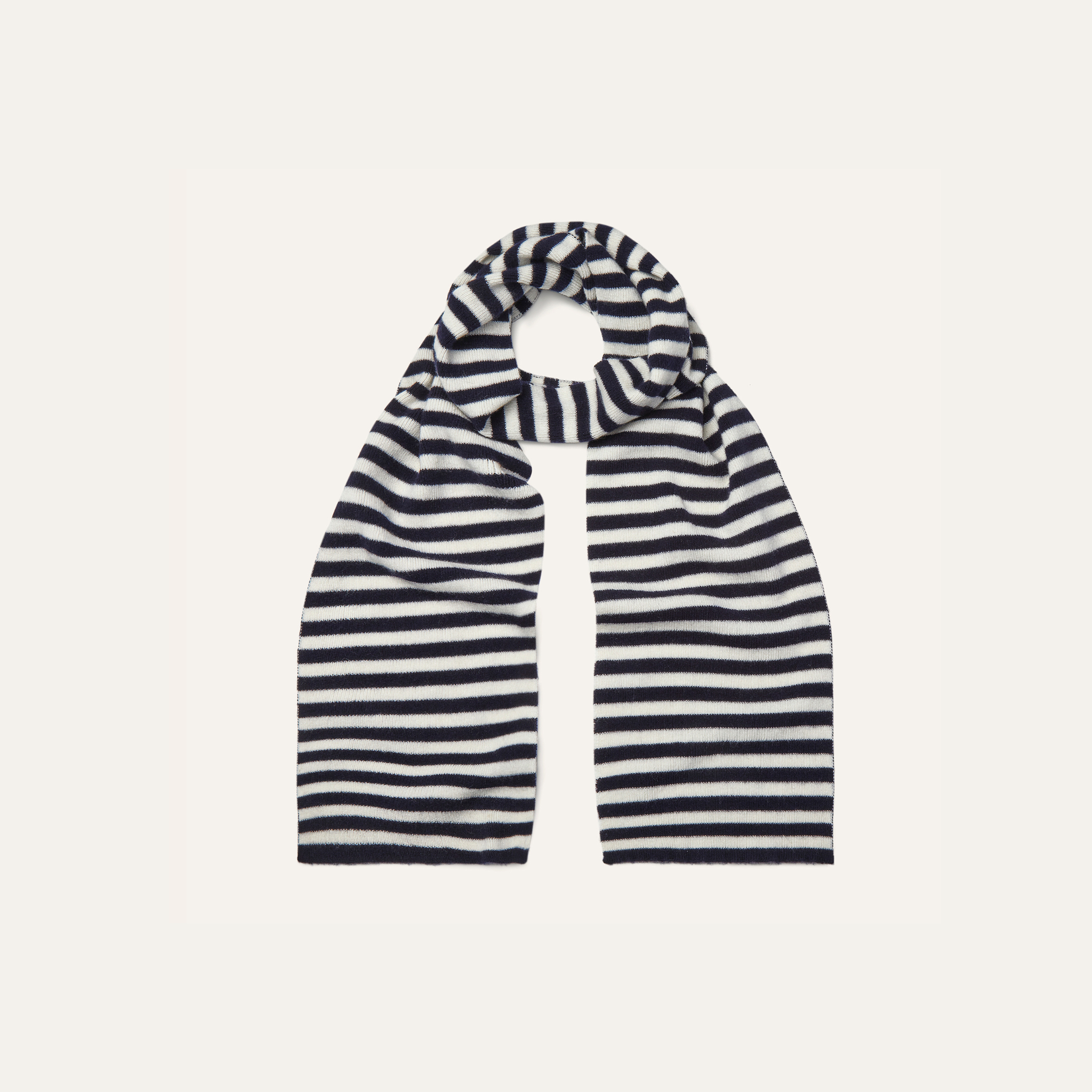 The Cashmere Scarf